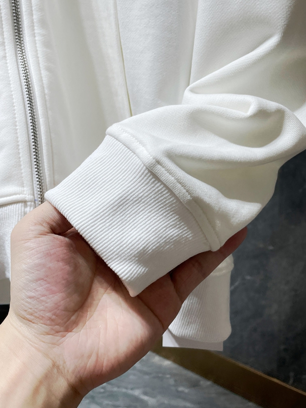 ブランドパーカー角部分ディテール